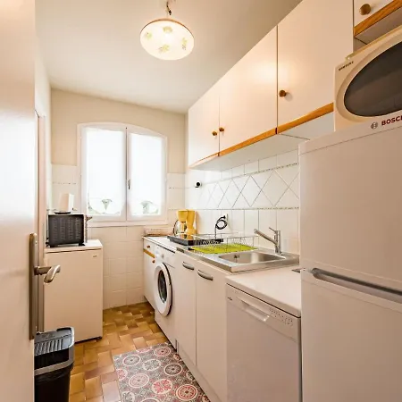 Evasion-2 By Interhome Apartment *